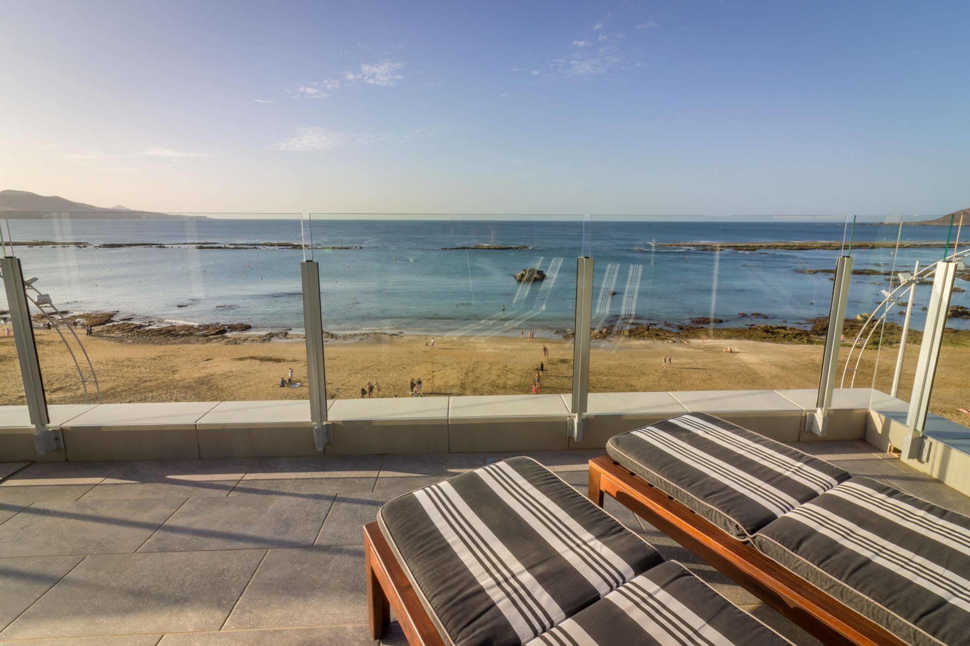 Living Las Canteras Homes - Beachfront Rooftop Las Palmas de Gran Canaria Exterior photo